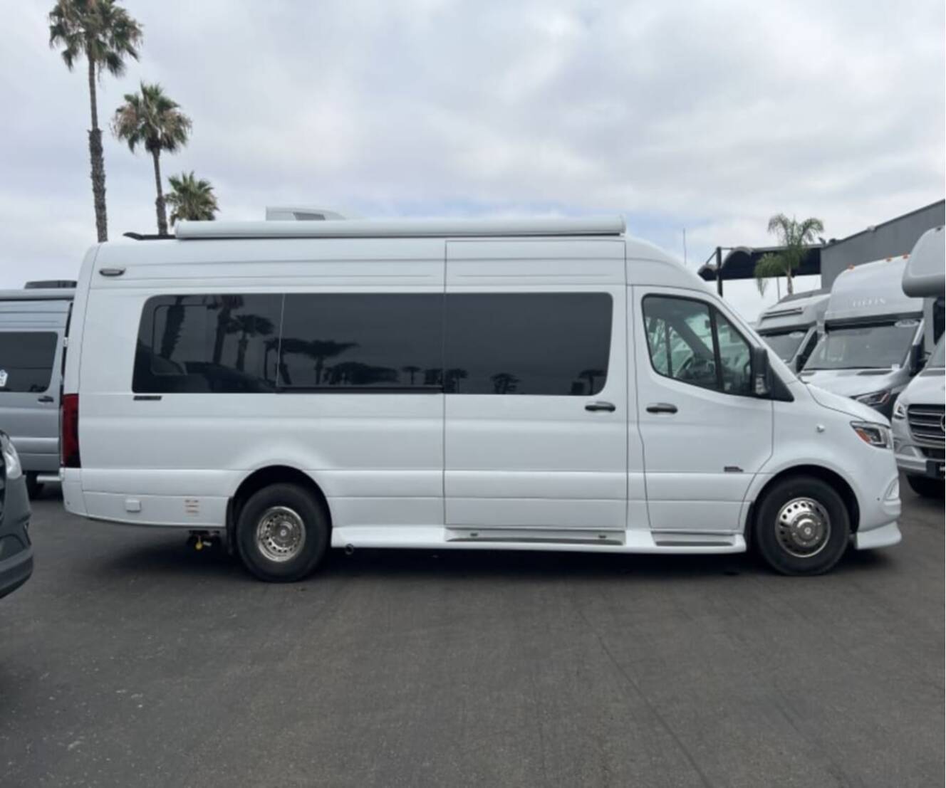A photo of this 2026 Midwest Automotive Designs HERITAGE MD3-HER-RWD