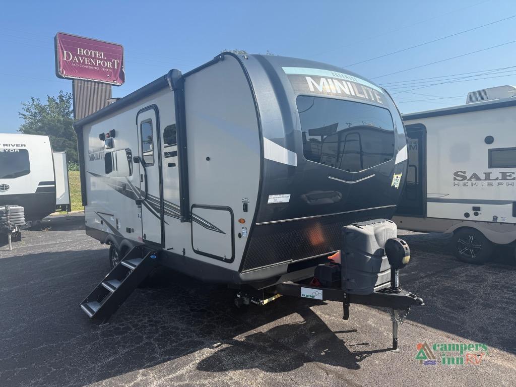 2022 Forest River Rv Rockwood Mini Lite 2104S in davenport IA