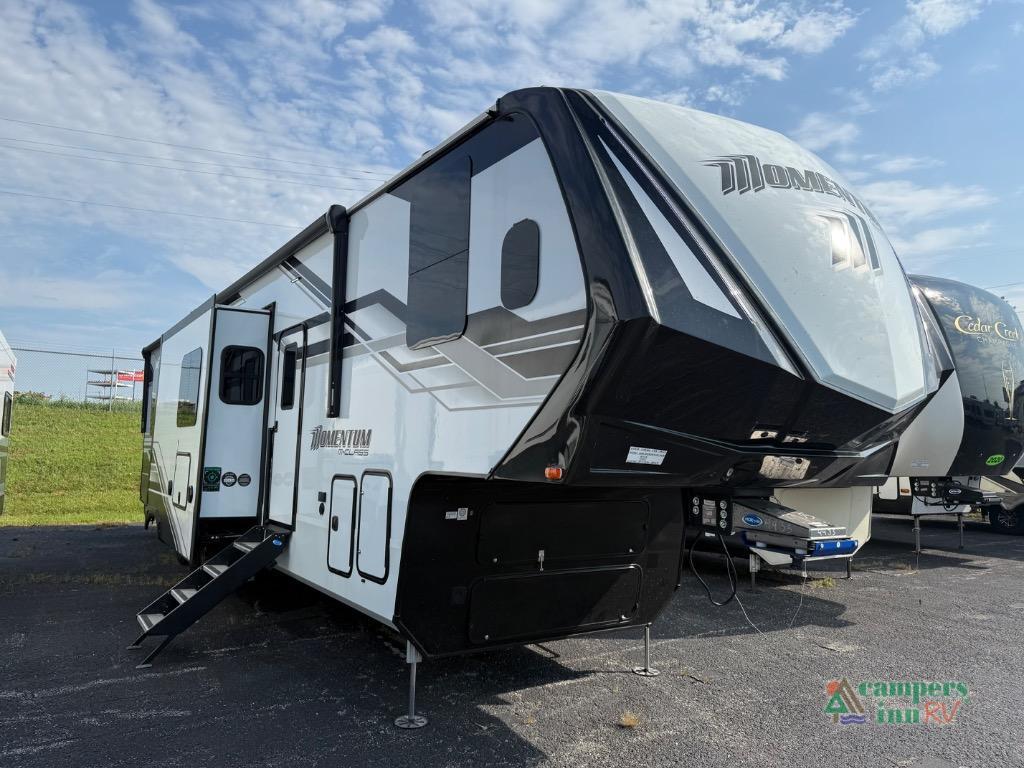 2026 Grand Design Momentum 392M 394M in davenport IA