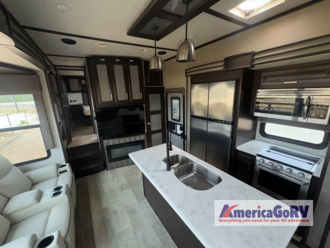 A photo of this 2020 Grand Design Momentum 399TH