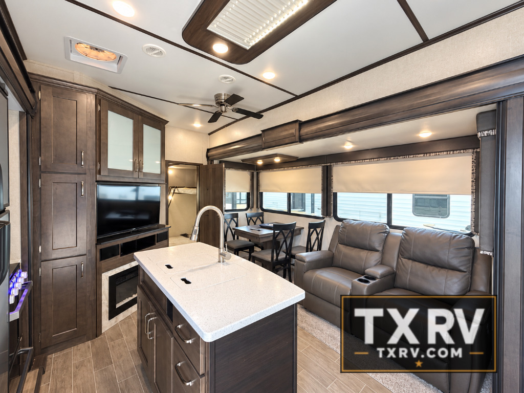 2020 Keystone Rv Montana High Country 362RD in kennedale TX