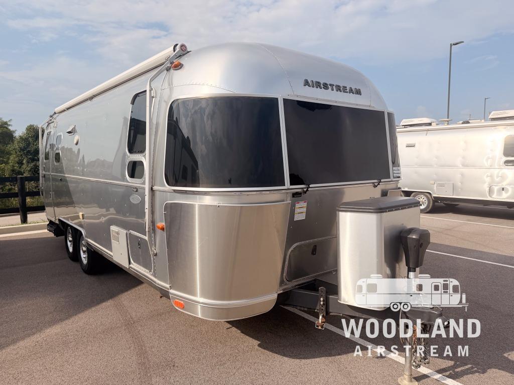 2015 Airstream Flying Cloud 25FB Twin in georgetown KY