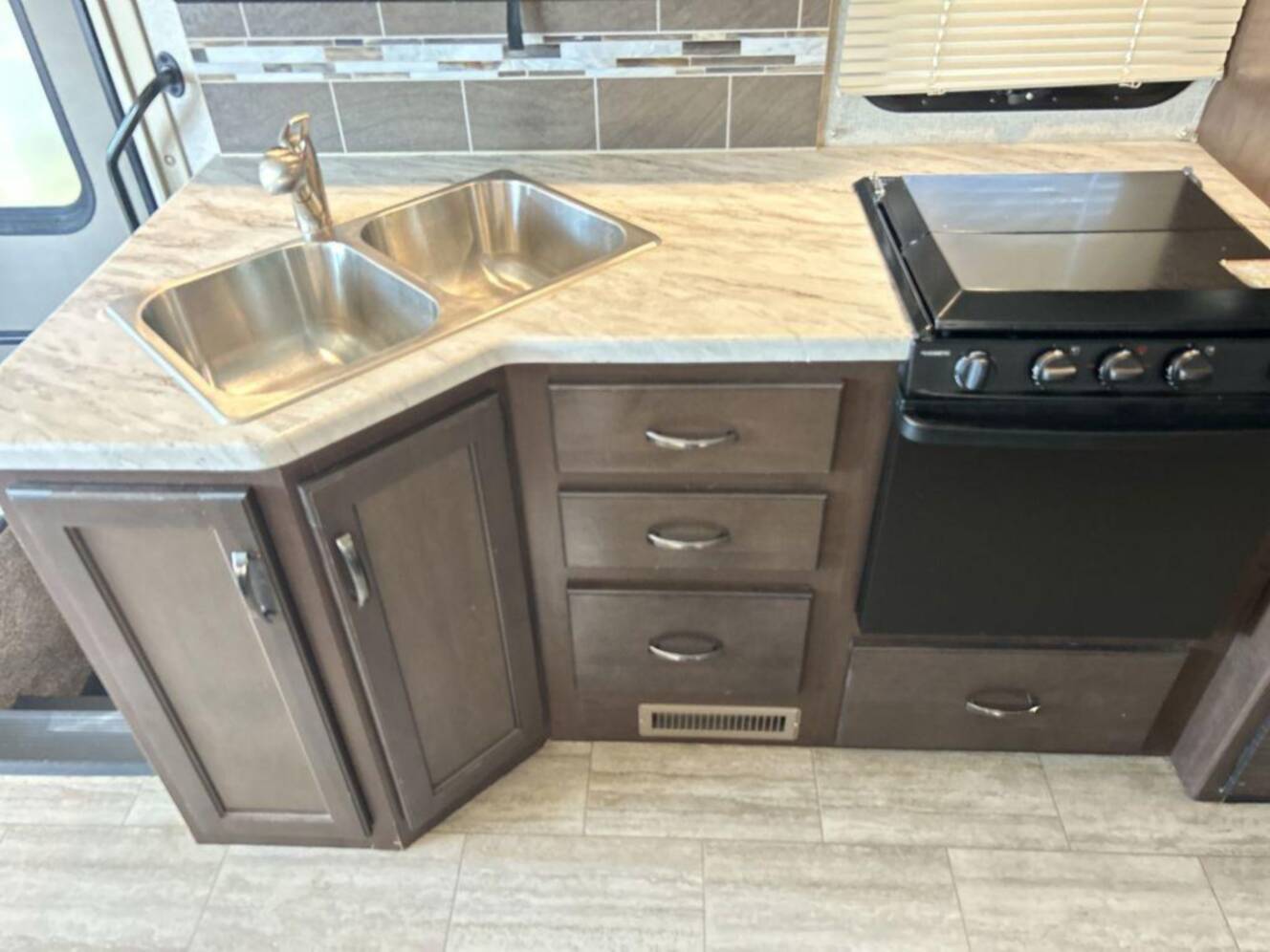 A photo of this 2020 Thor Motor Coach Freedom Traveler A27