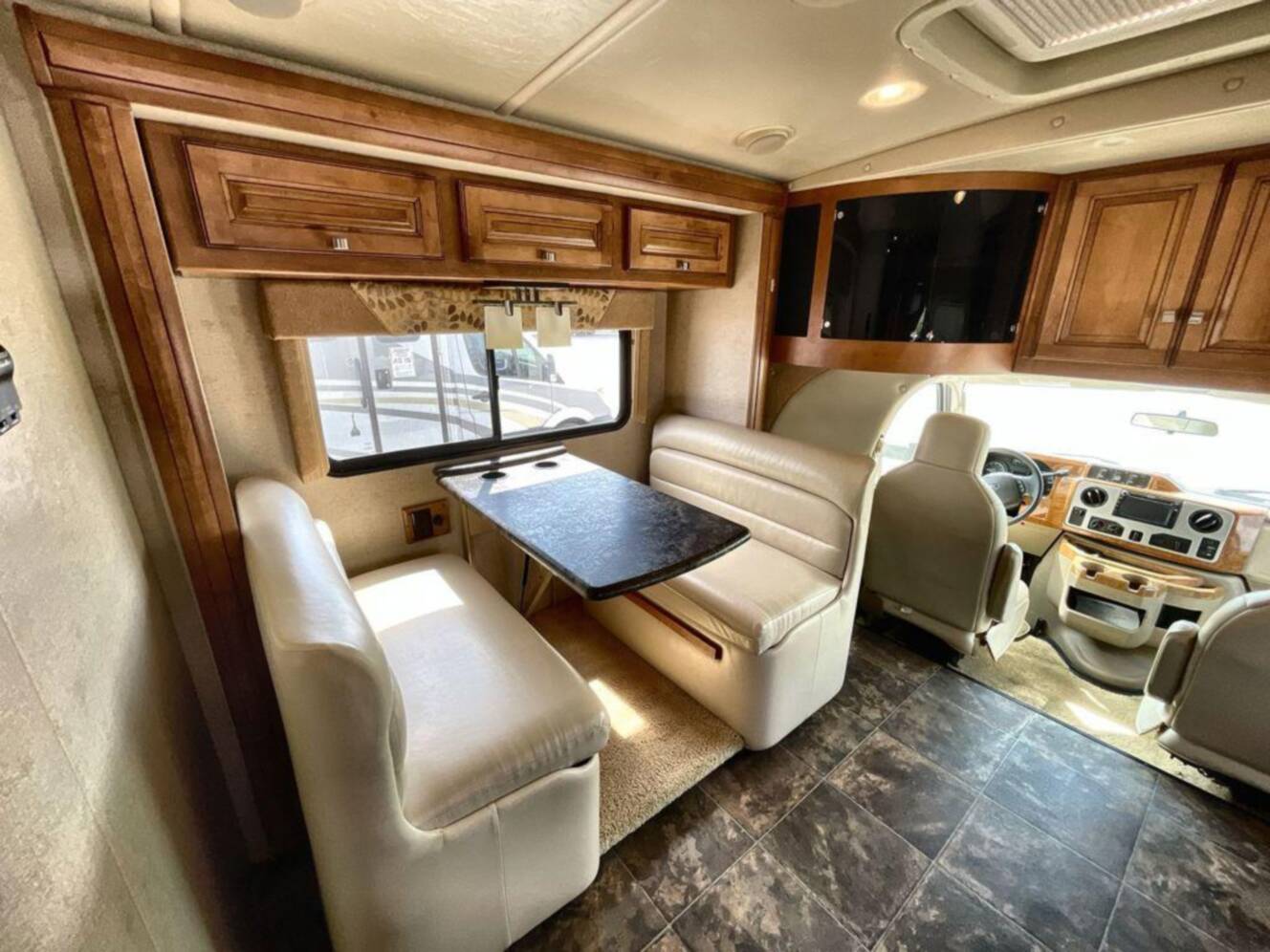A photo of this 2013 Itasca Cambria 27K