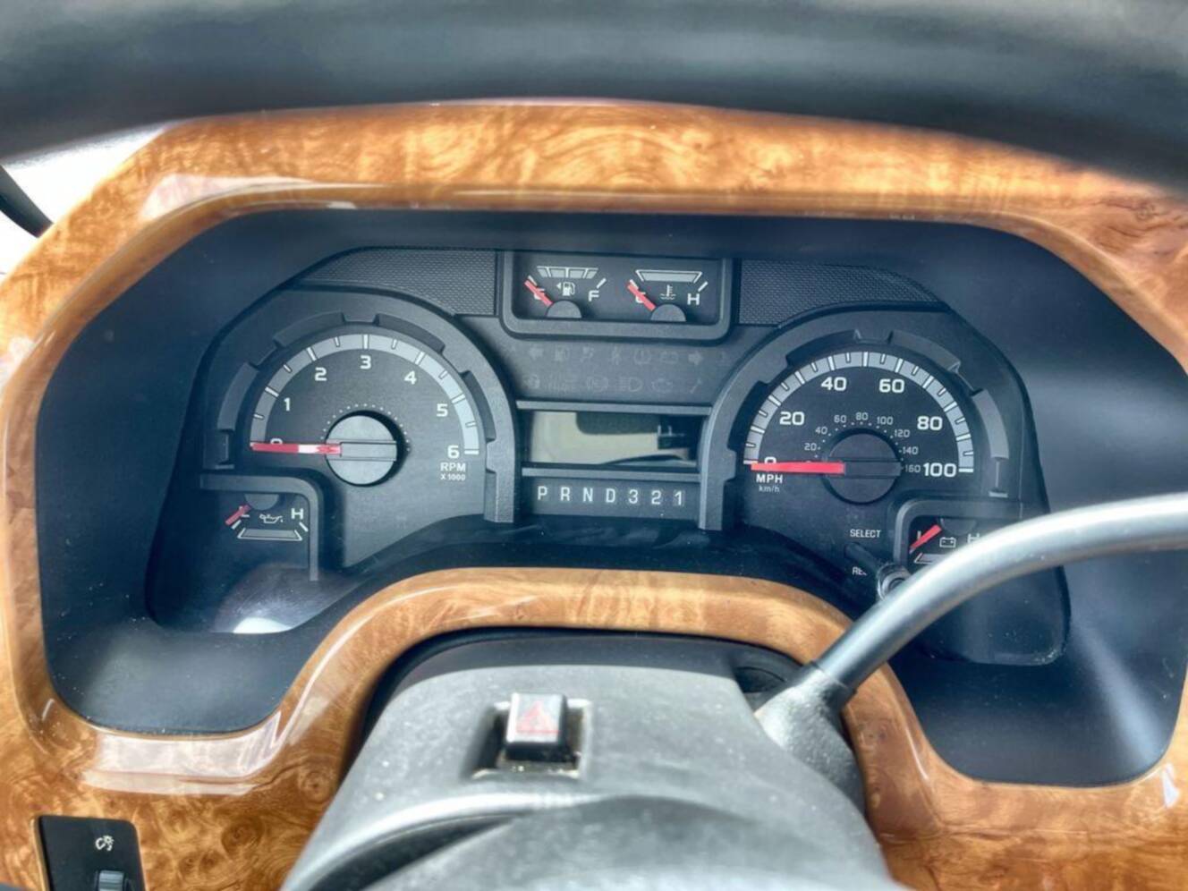 A photo of this 2013 Itasca Cambria 27K