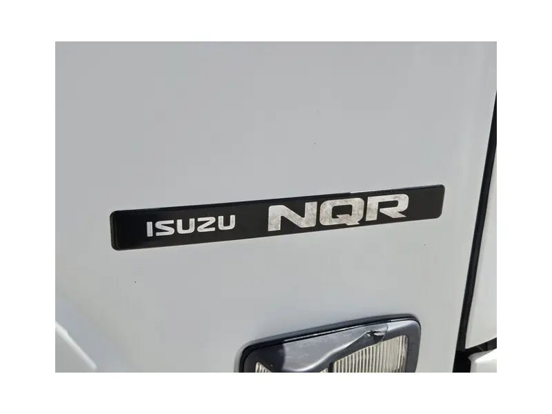 2019 ISUZU NQR