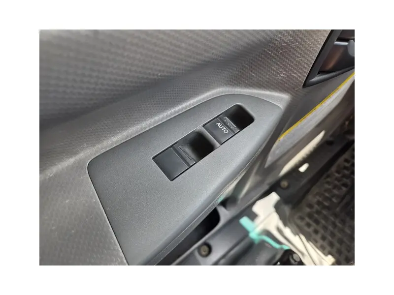 2019 ISUZU NQR