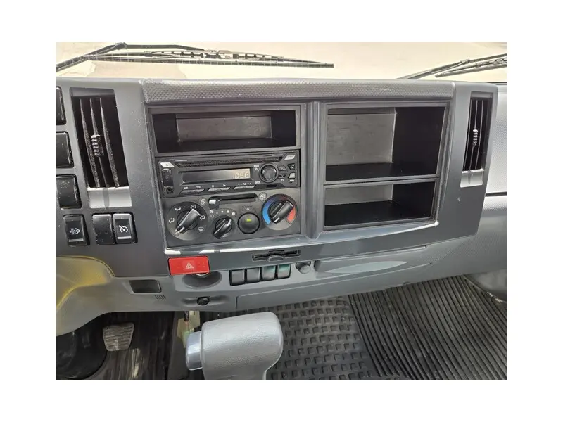 2019 ISUZU NQR