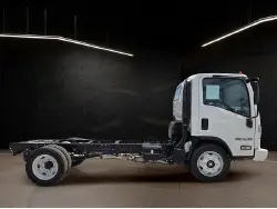 2026 ISUZU NPR HD