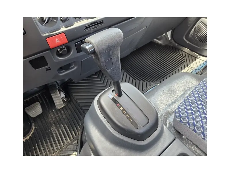 2026 ISUZU NPR HD