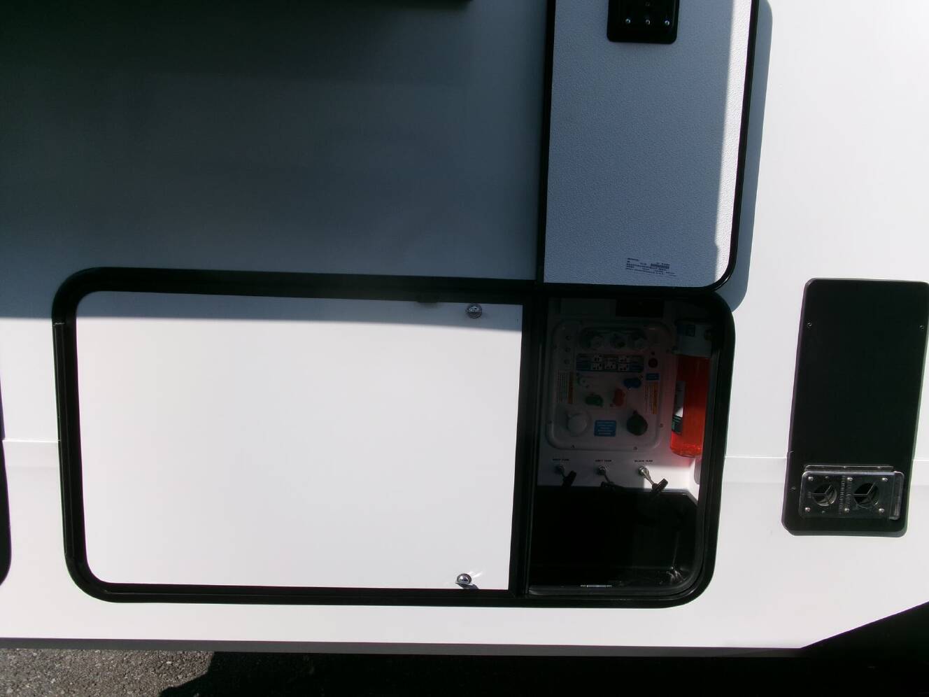 A photo of this 2026 Grand Design Reflection 303RLS