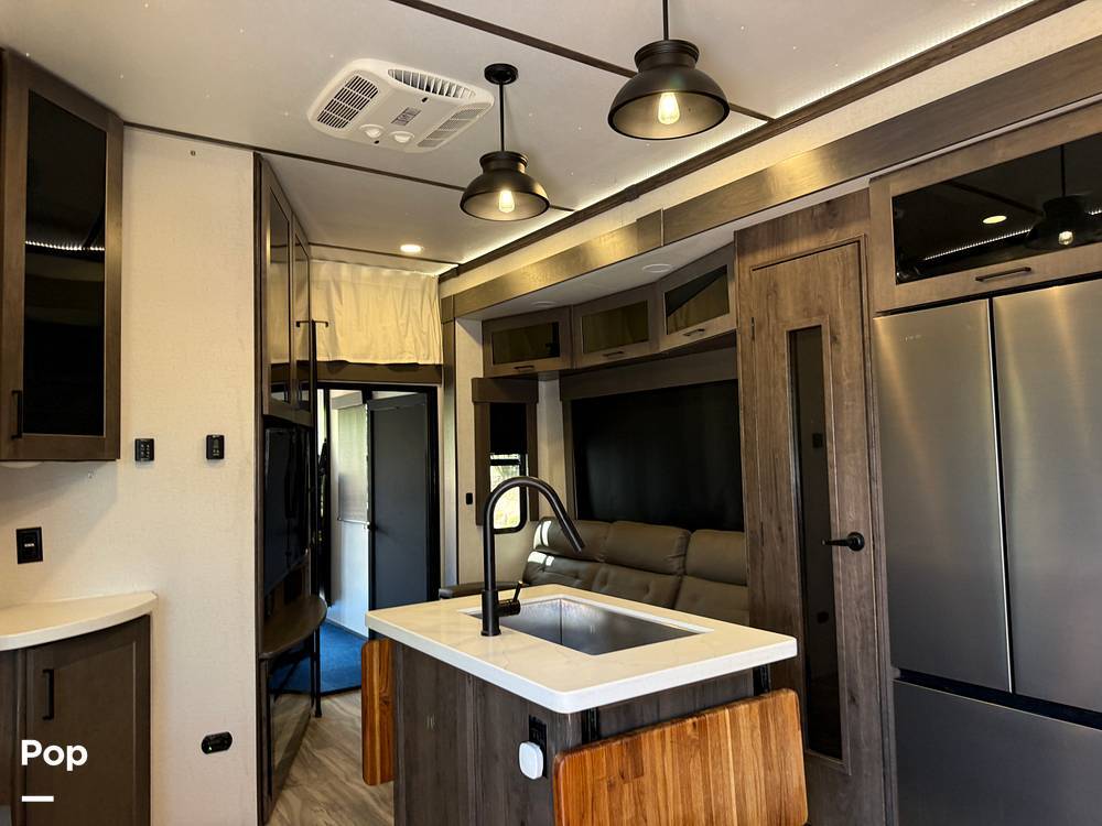 2022 Alliance Rv Valor 43V13 in valley center CA