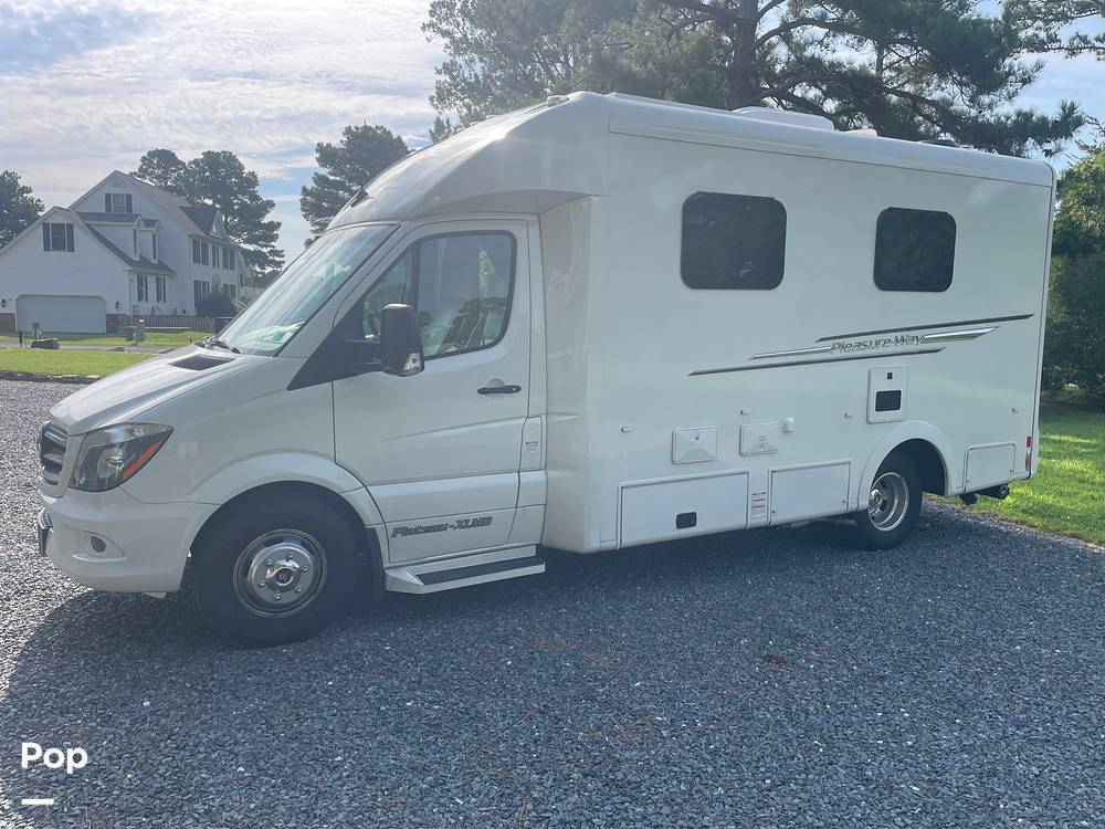 2019 Pleasure-Way Plateau XLMB BASE in chincoteague VA