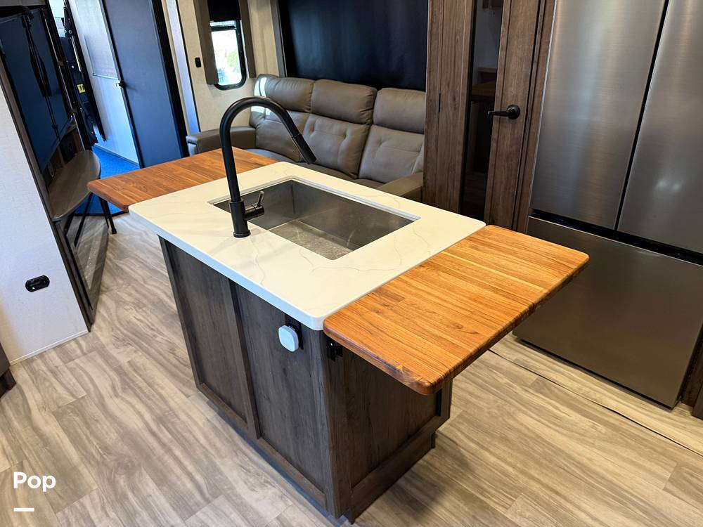 2022 Alliance Rv Valor 43V13 in valley center CA