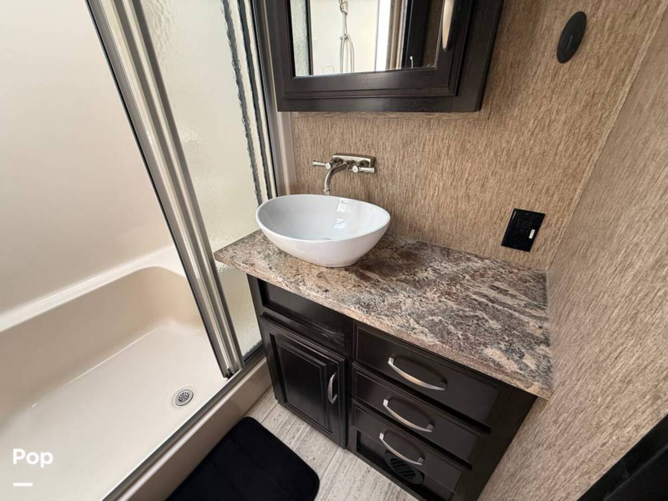 A photo of this 2016 Grand Design Momentum 385TH