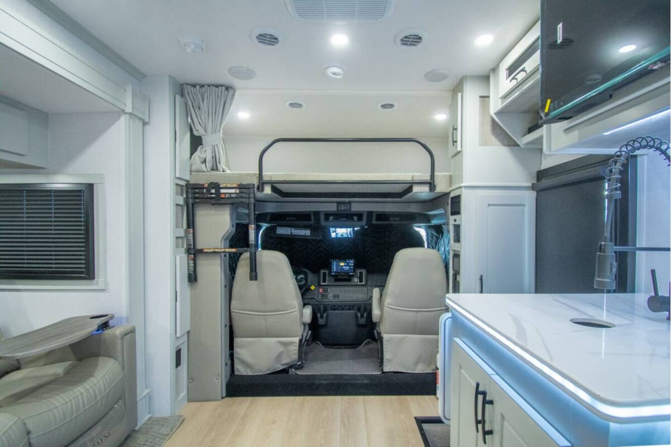 A photo of this 2026 Dynamax Corp DX3 34KD