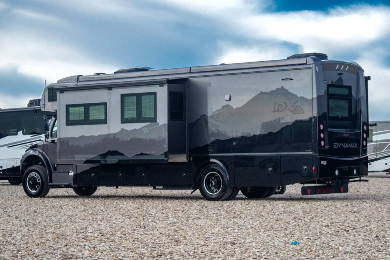 A photo of this 2026 Dynamax Corp DX3 34KD