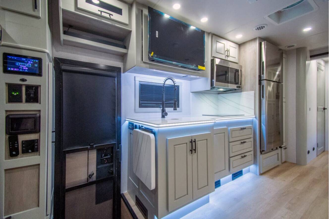 A photo of this 2026 Dynamax Corp DX3 34KD