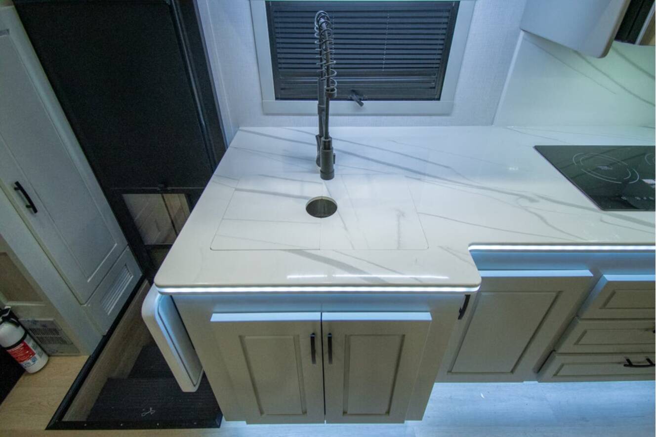 A photo of this 2026 Dynamax Corp DX3 34KD
