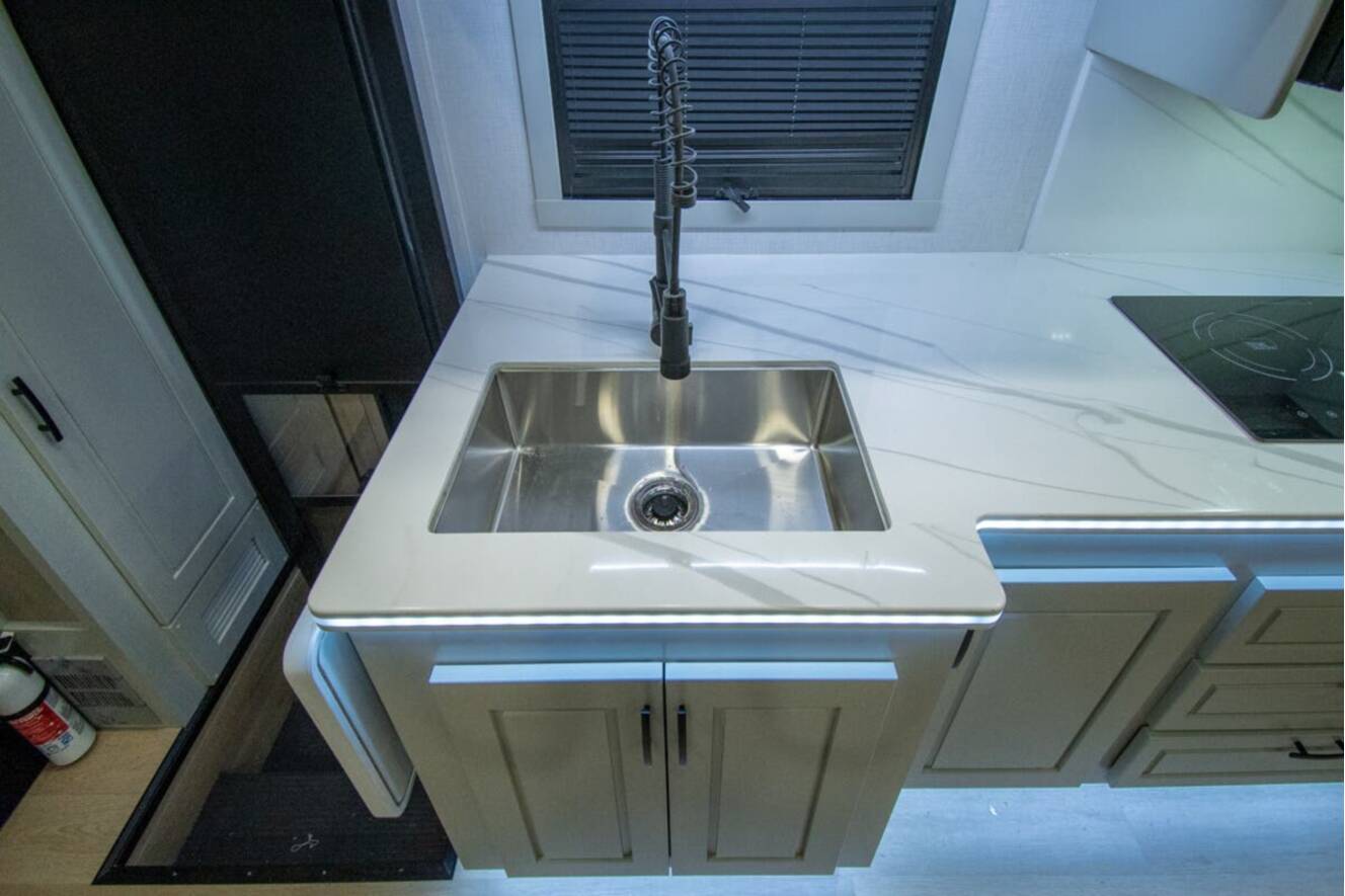 A photo of this 2026 Dynamax Corp DX3 34KD