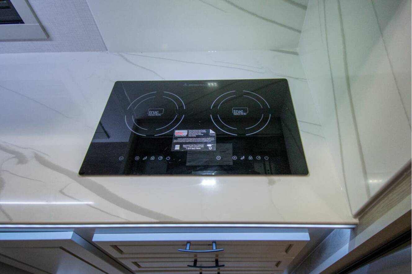 A photo of this 2026 Dynamax Corp DX3 34KD