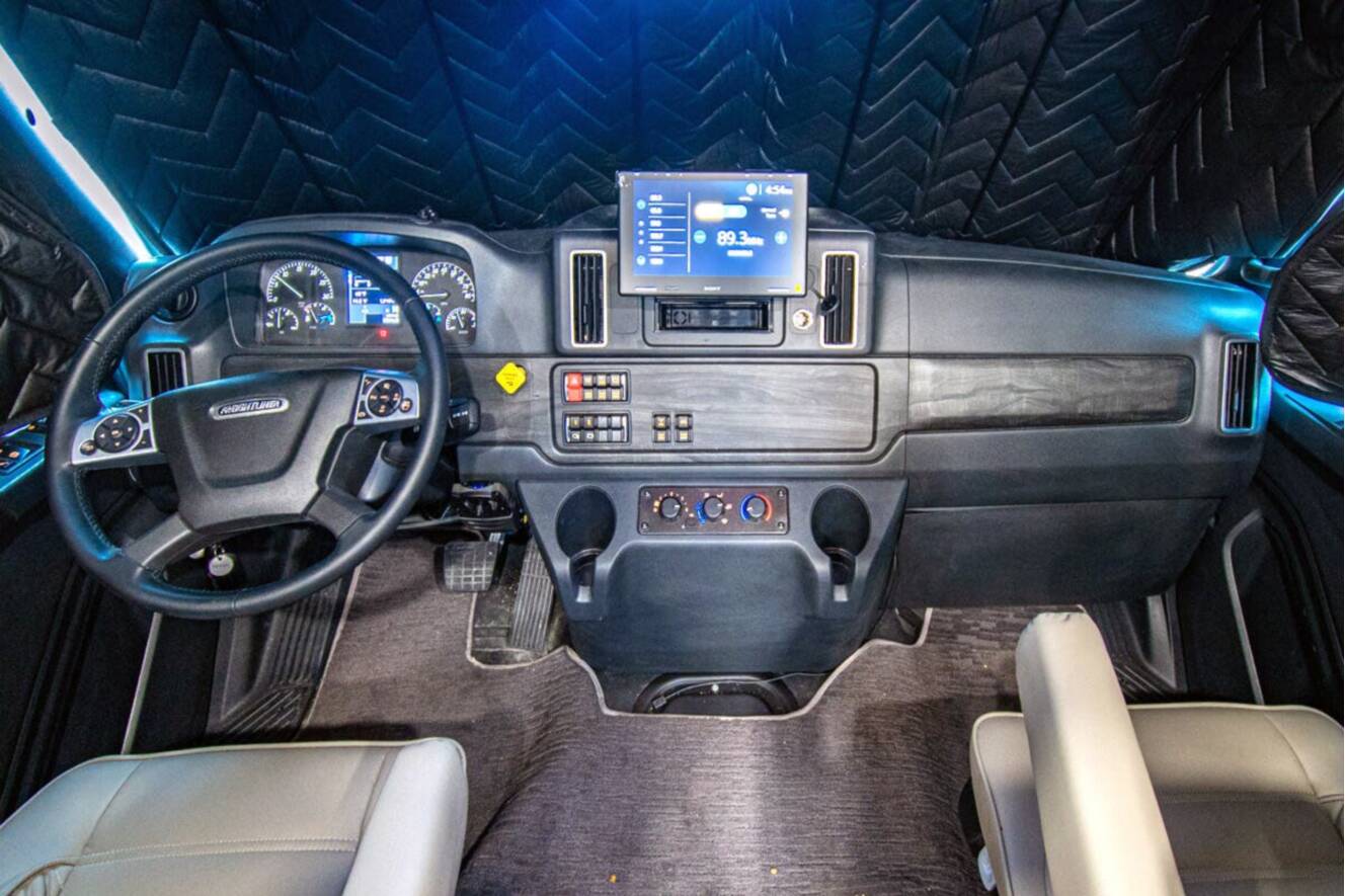 A photo of this 2026 Dynamax Corp DX3 34KD