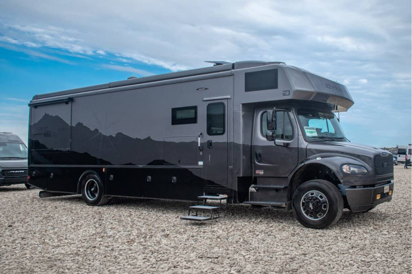 A photo of this 2026 Dynamax Corp DX3 34KD