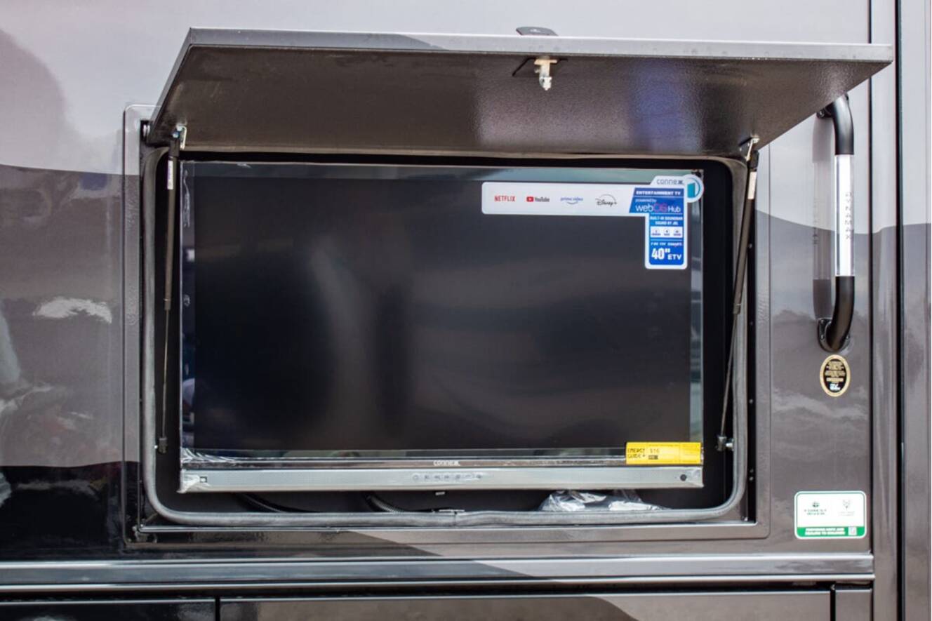 A photo of this 2026 Dynamax Corp DX3 34KD