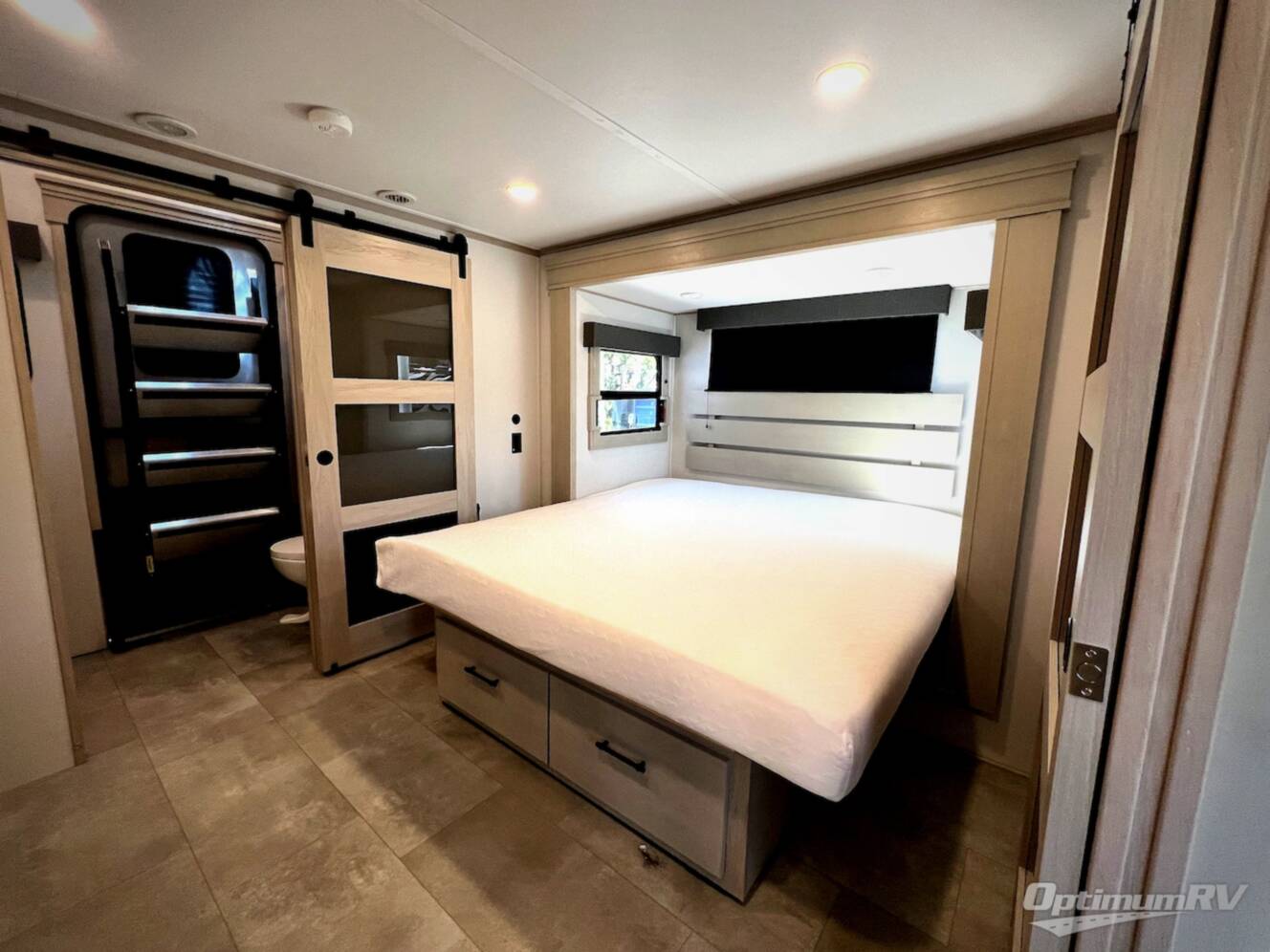 A photo of this 2025 Grand Design Solitude 391DL