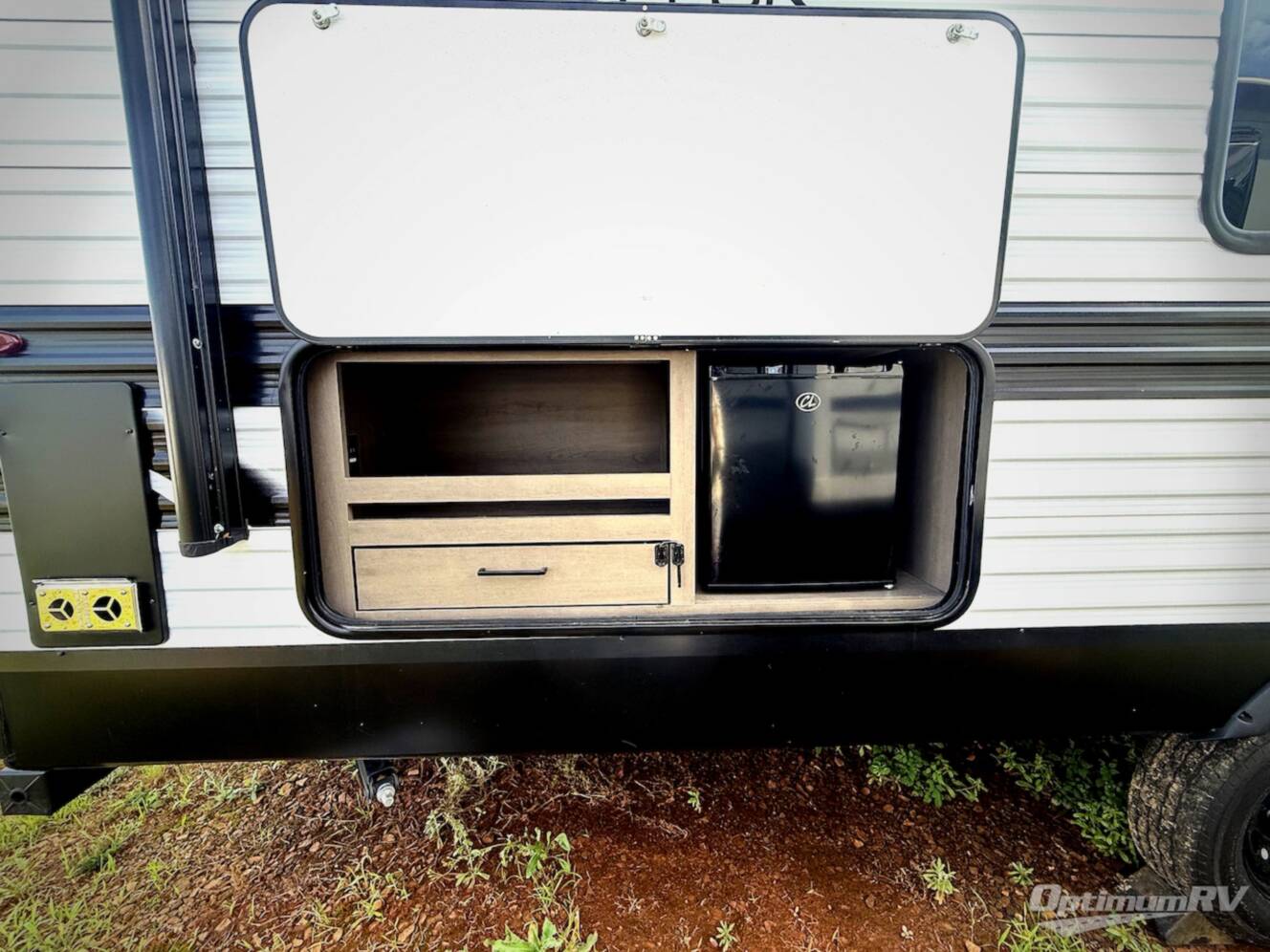 A photo of this 2024 Grand Design Transcend Xplor 261BH