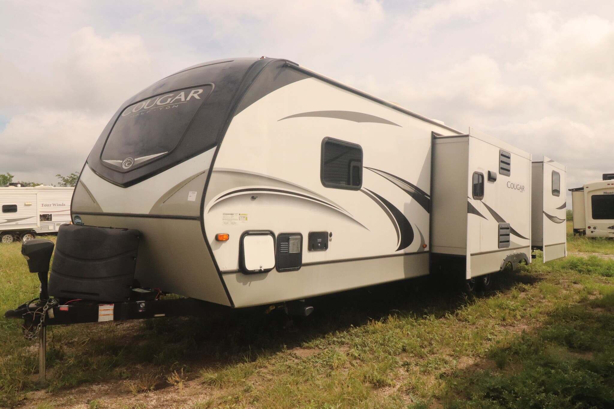2021 Keystone Cougar Half-Ton 34TSB RV