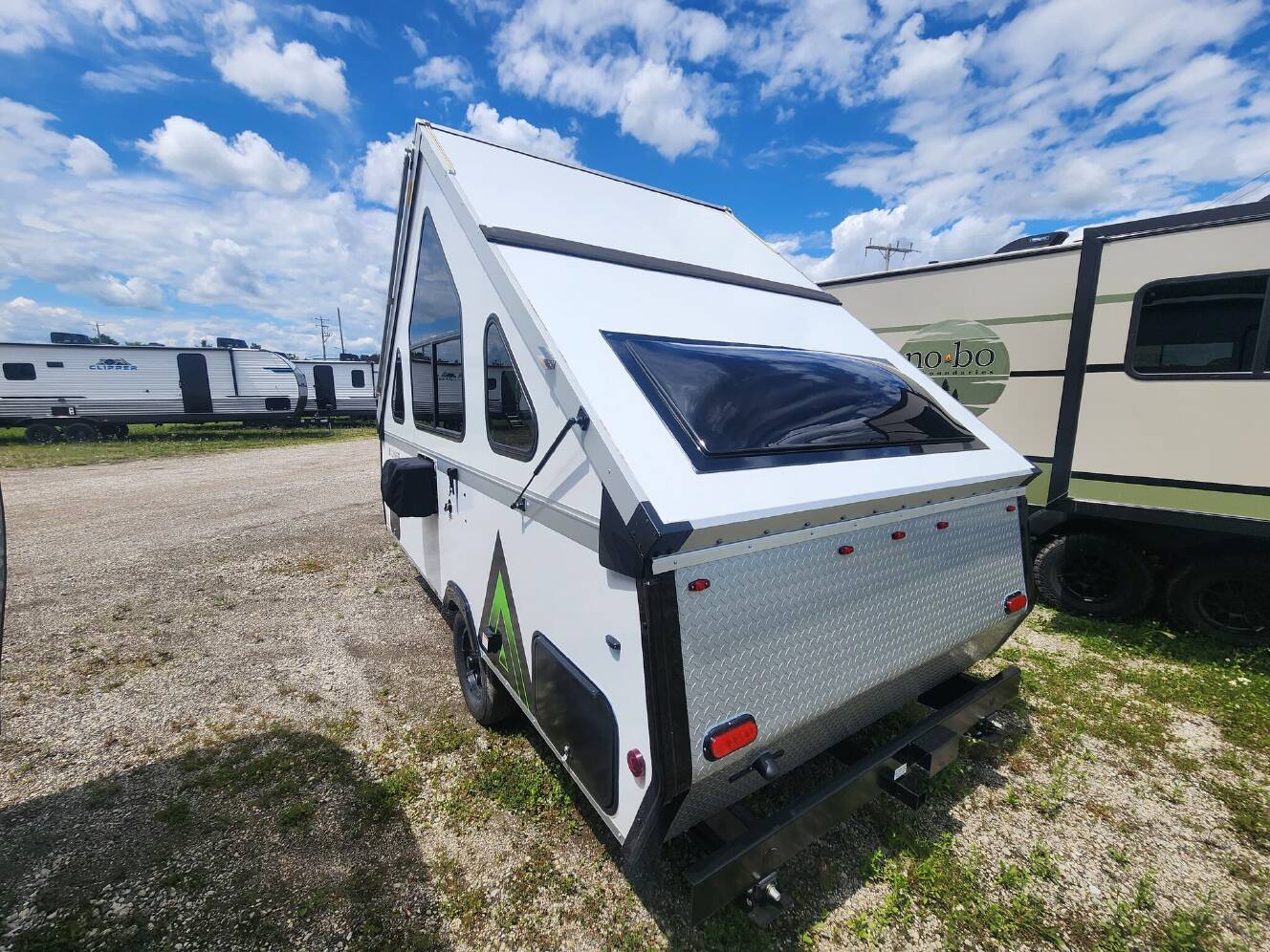 A photo of this 2027 Aliner Scout 15
