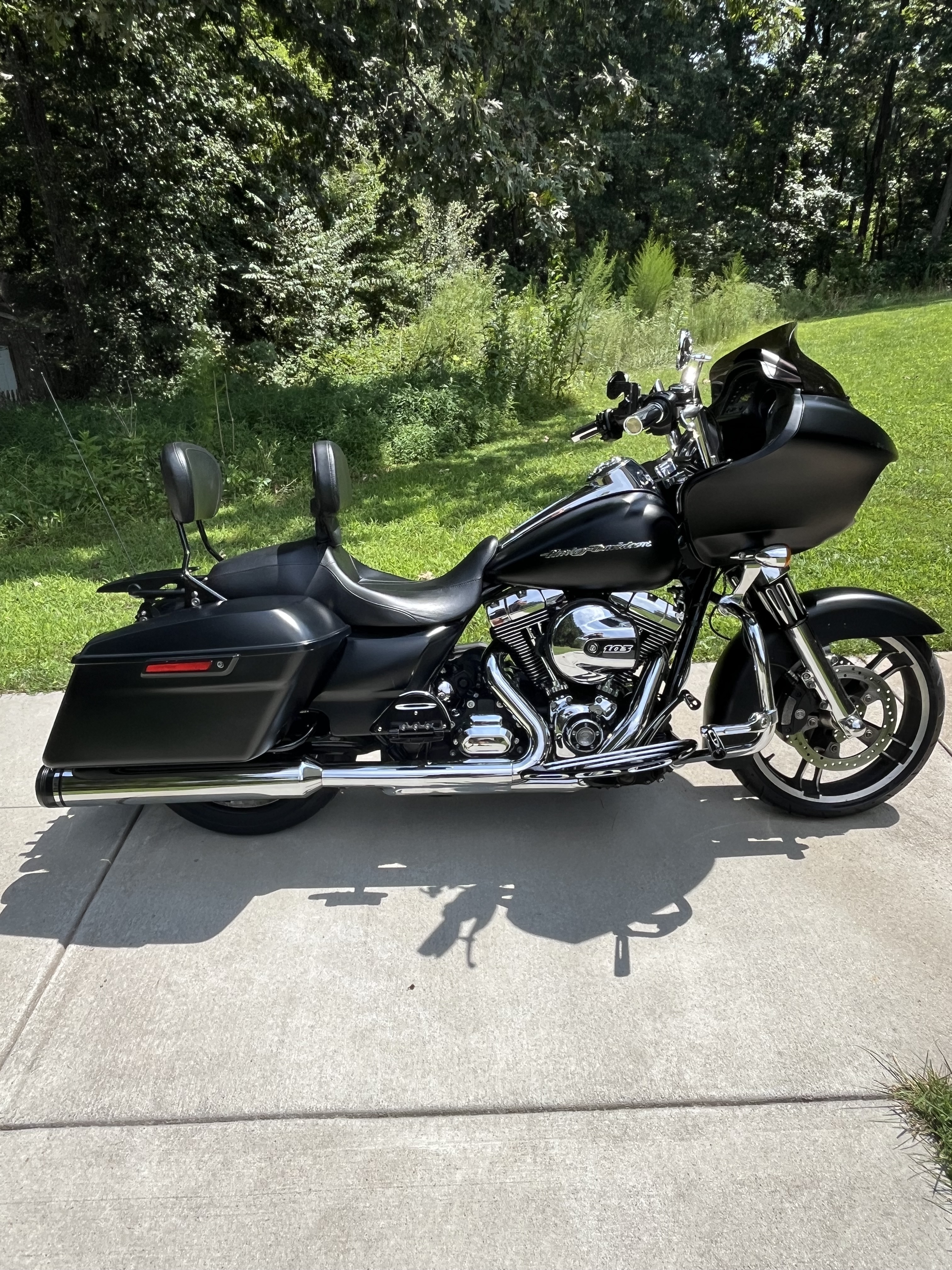 2016 Harley-Davidson ROAD GLIDE BASE BASE in Mount Airy, NC
