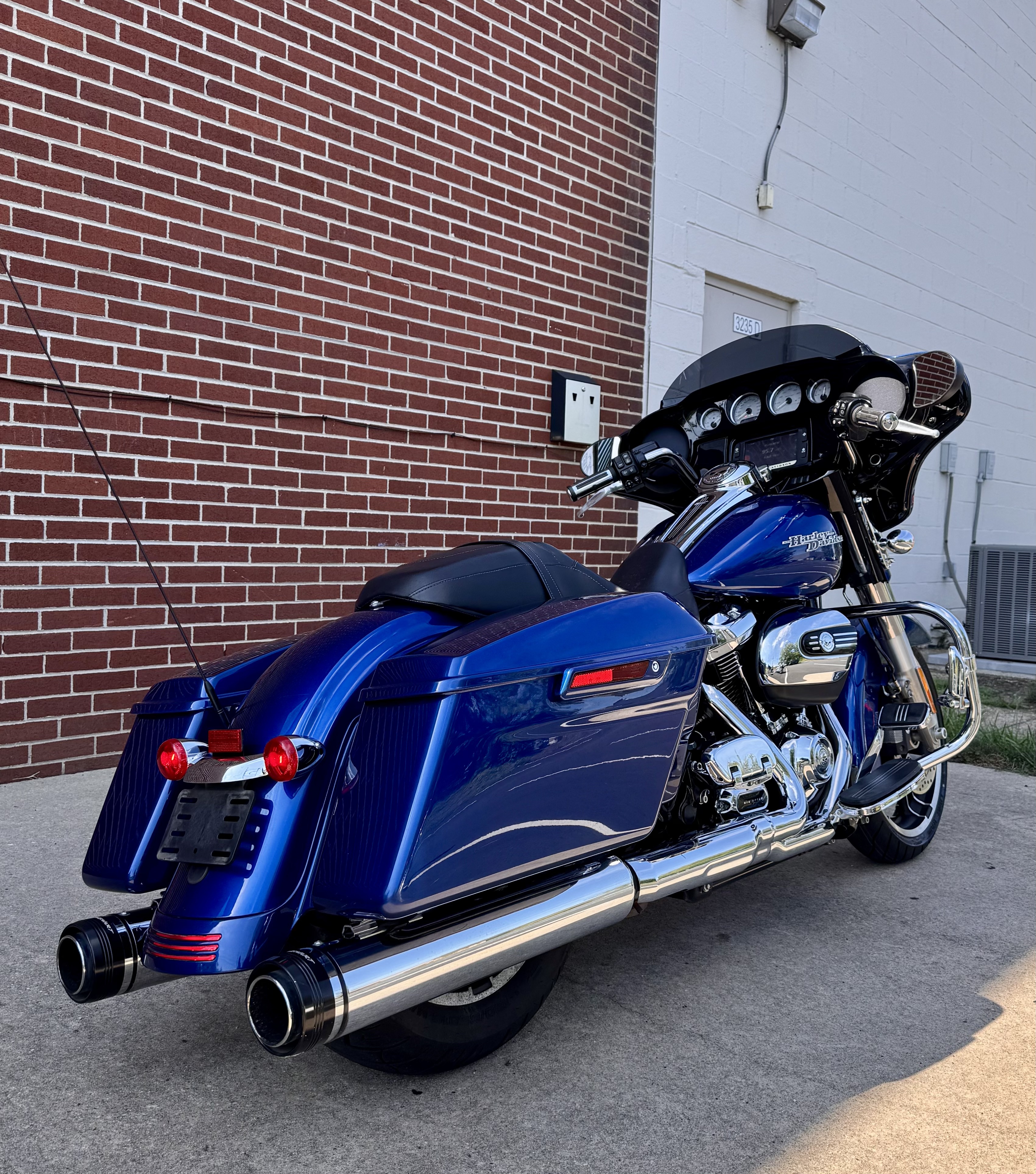 2017 Harley-Davidson STREET GLIDE SPECIAL SPECIAL in Hatboro, PA