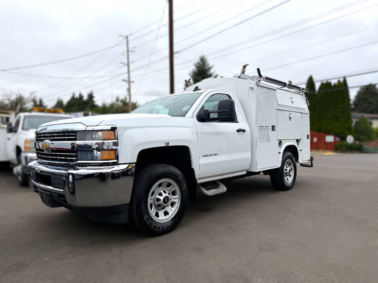 2015 CHEVROLET Silverado 3500HD CC in Tualatin, OR
