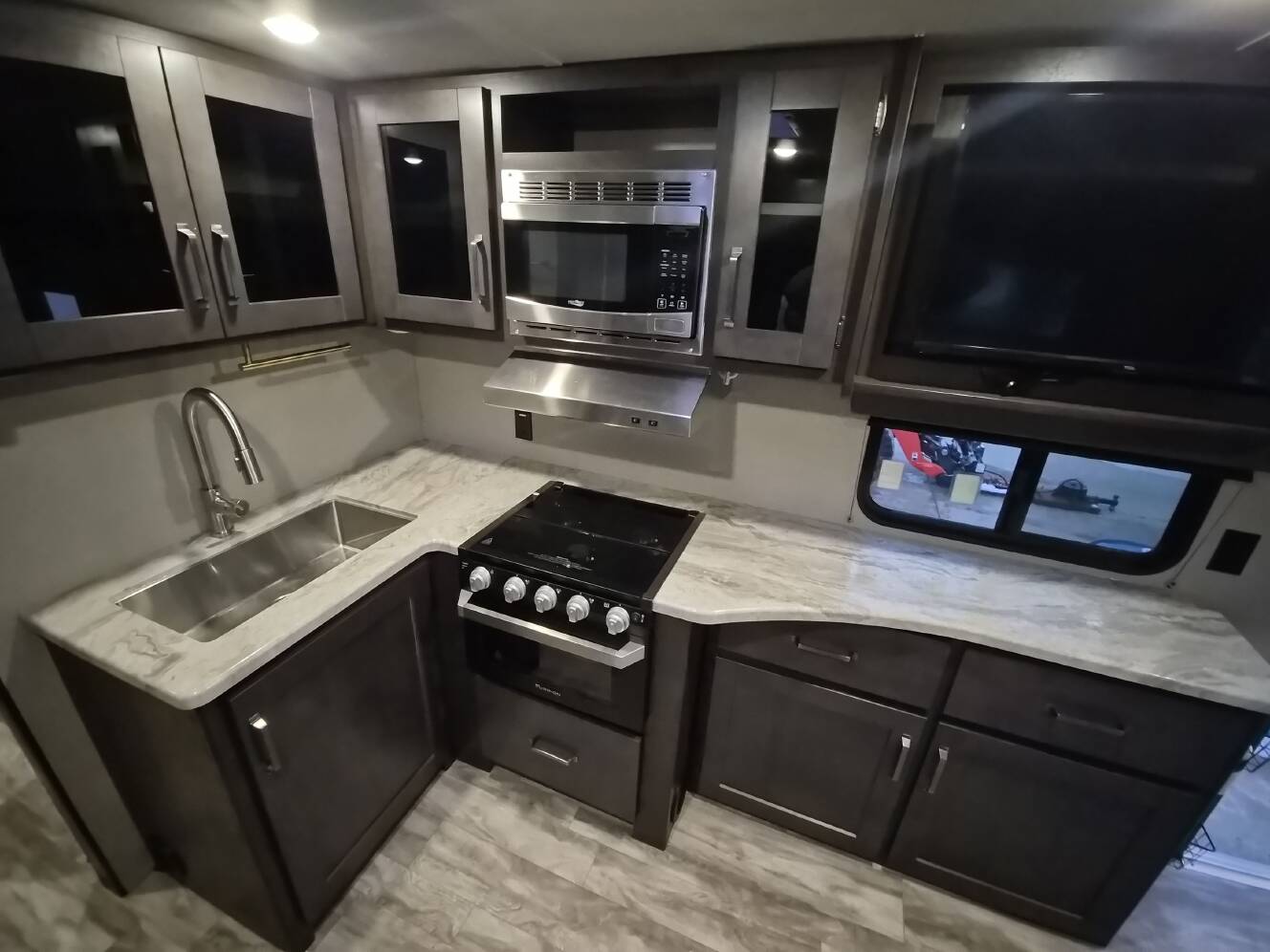 A photo of this 2021 Grand Design TRANSCEND XPLOR 265BH