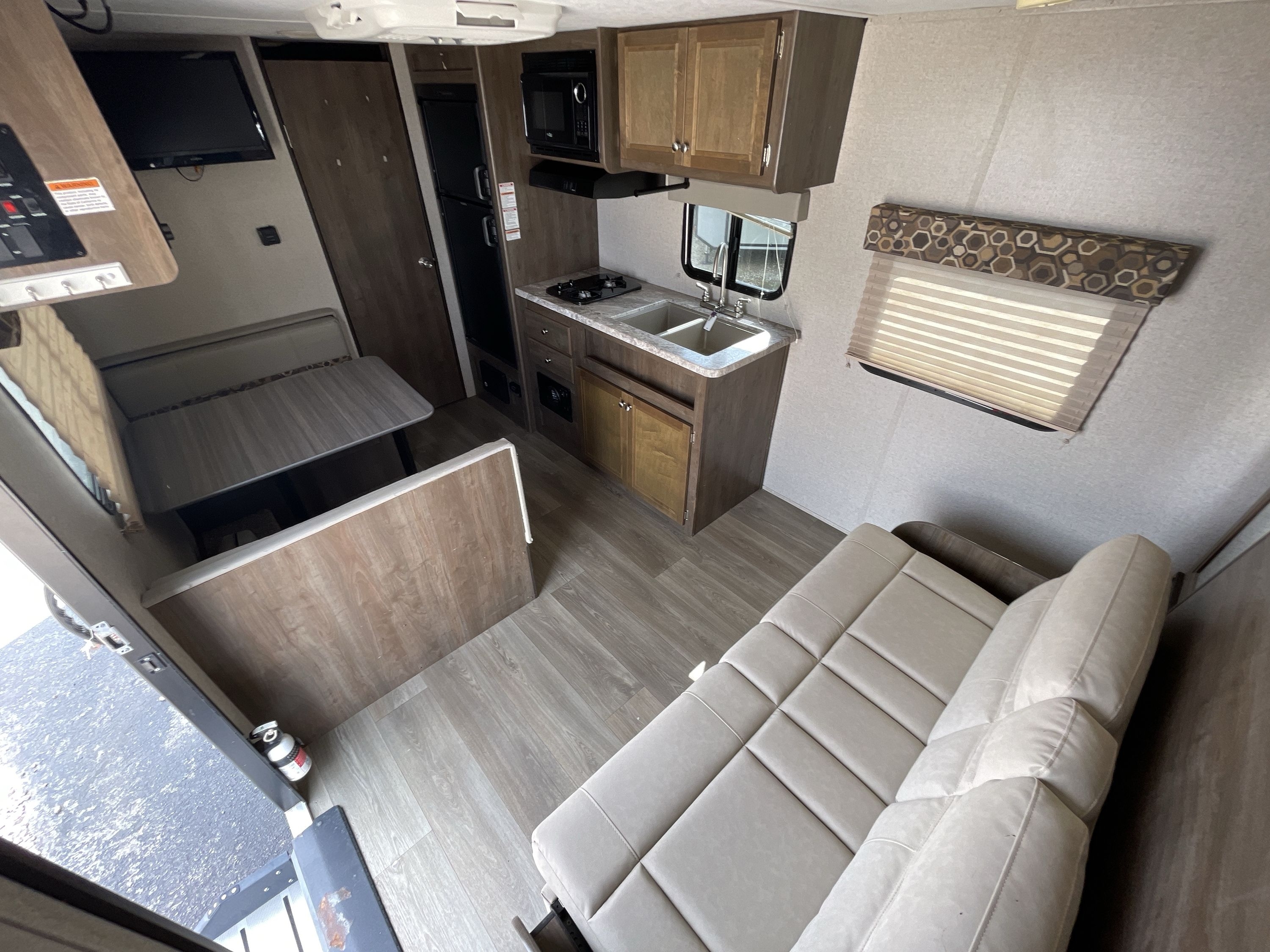 2019 Coleman COLEMAN LIGHT LX 1705RB in midway FL