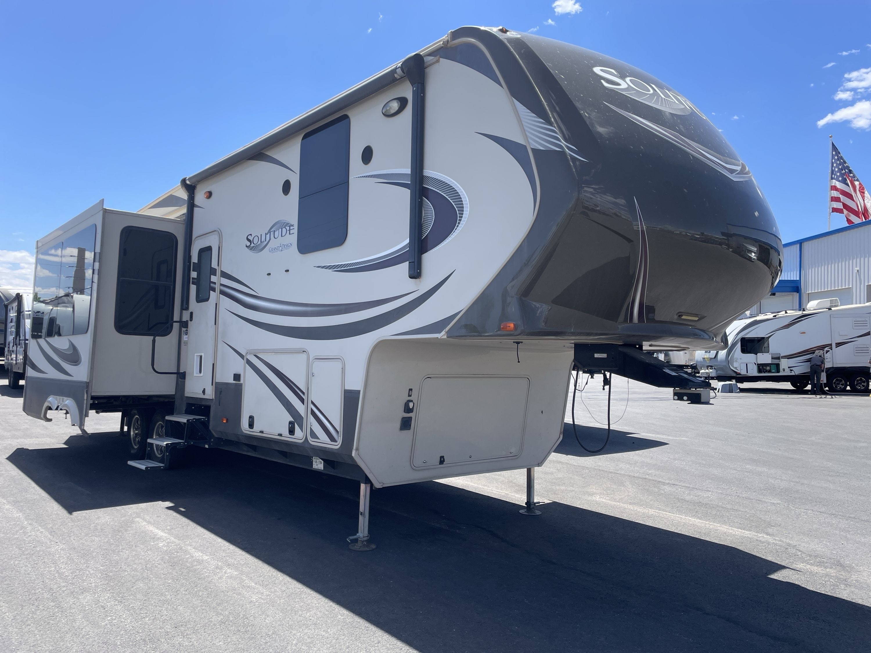 2016 Grand Design SOLITUDE 320X in st. george UT
