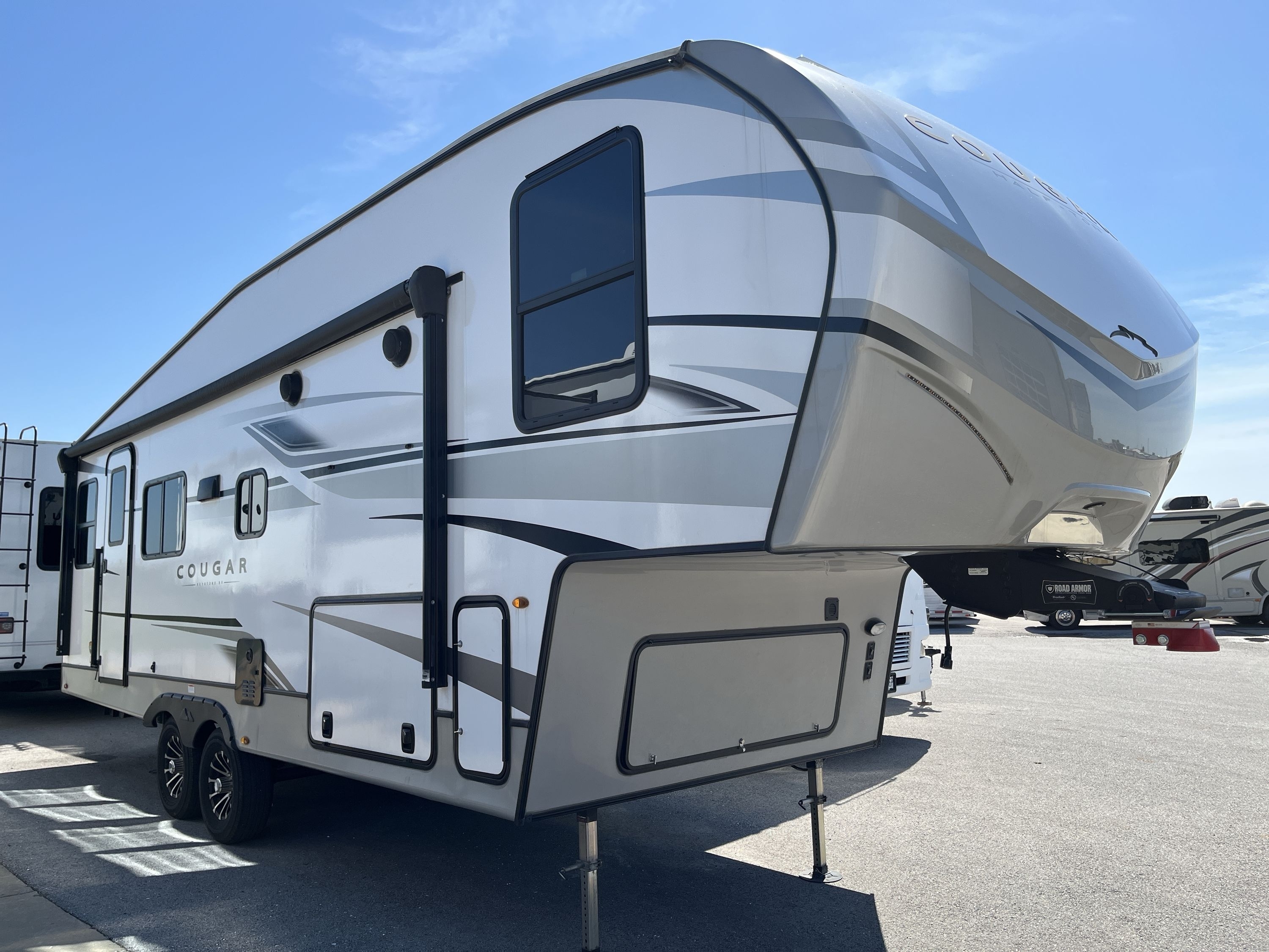 2023 Keystone COUGAR 24RDS in columbia MO