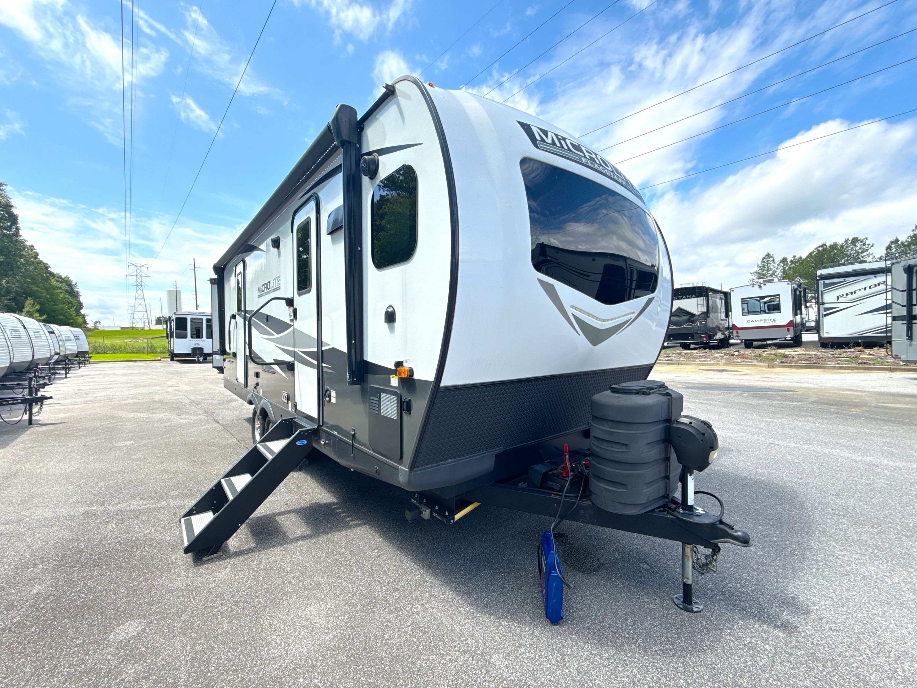 2024 Forest River FLAGSTAFF MICRO LITE 25FKBS in calera AL