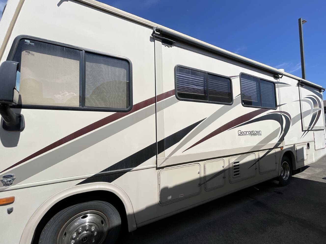 A photo of this 2017 Forest River GEORGETOWN 3 SERIES 30X3