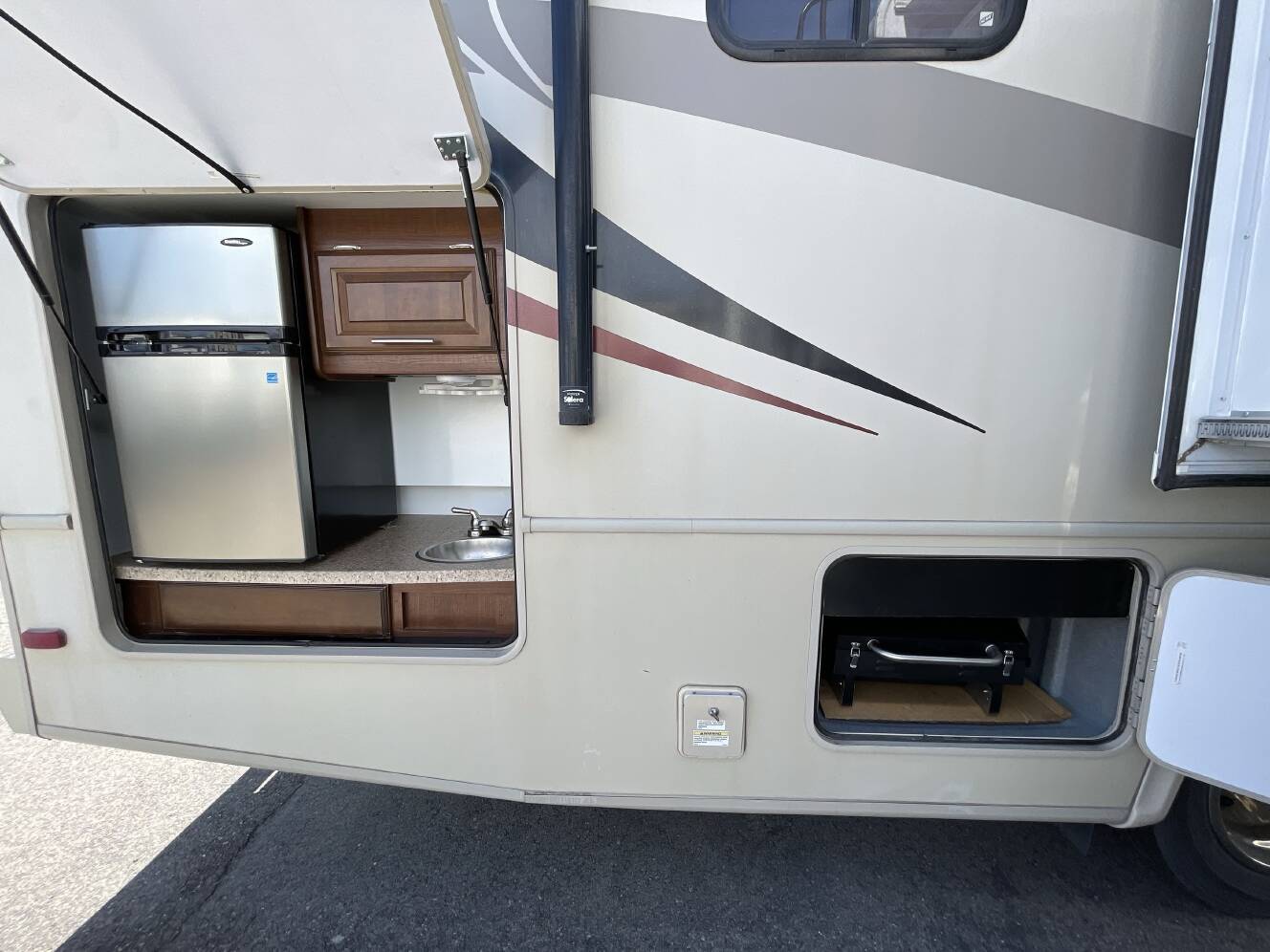 A photo of this 2017 Forest River GEORGETOWN 3 SERIES 30X3