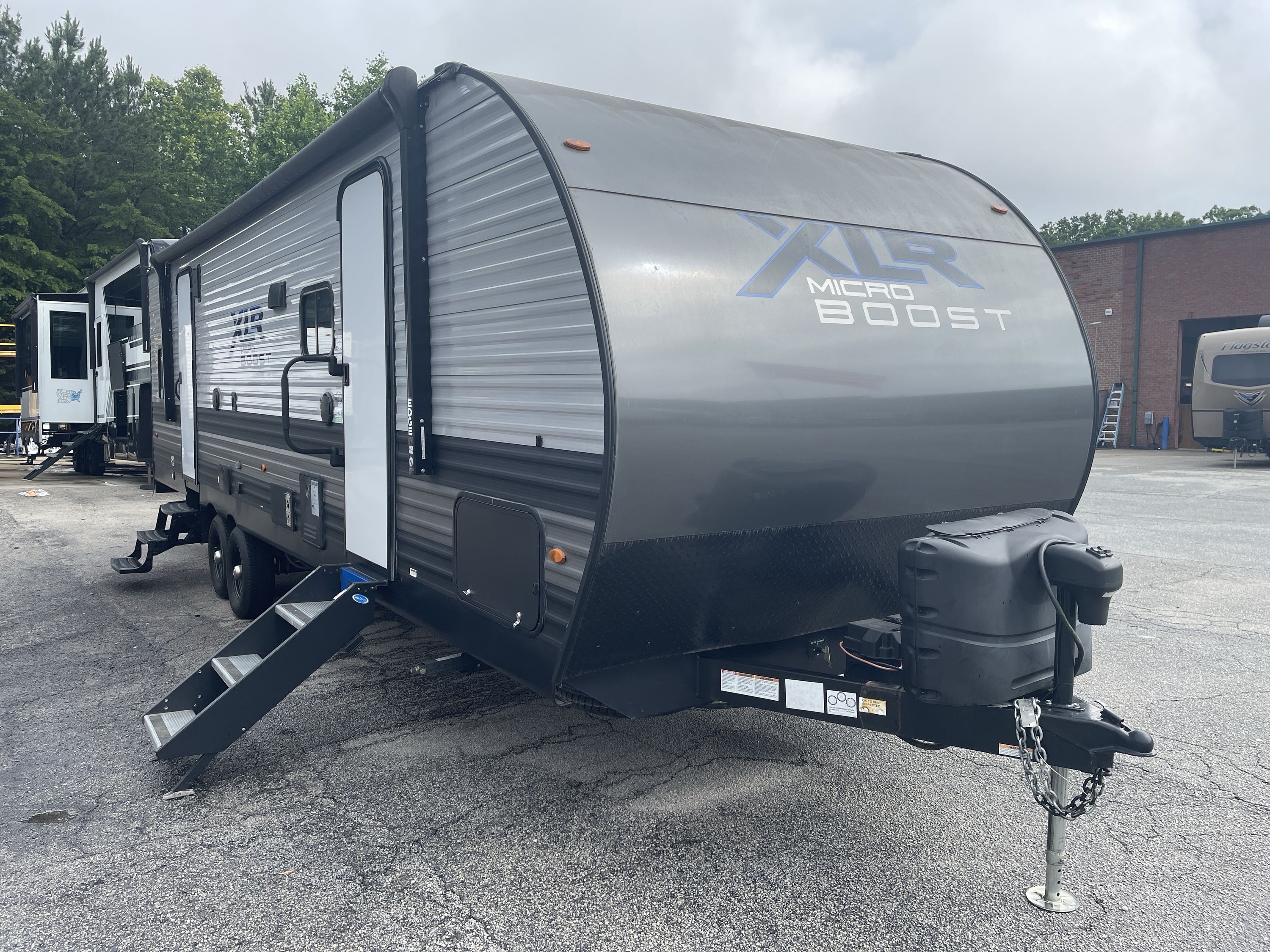 2022 Forest River XLR MICRO BOOST 27LRLE in oakwood GA