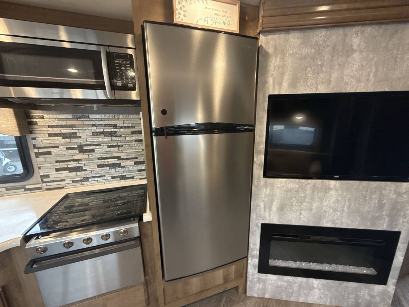 A photo of this 2020 Fleetwood FORTIS 34MB