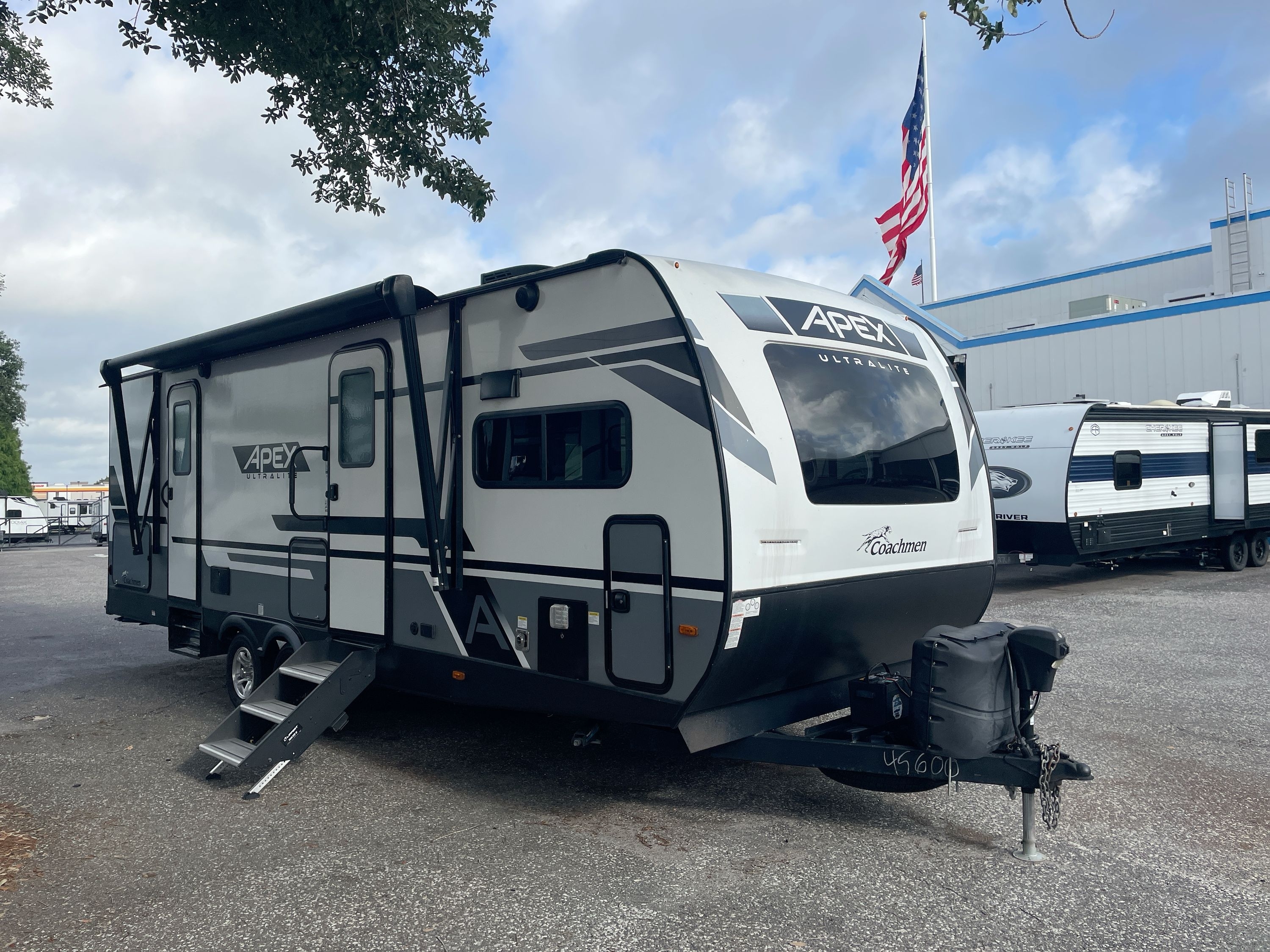 2023 Coachmen APEX ULTRA-LITE 243FKS in dover FL