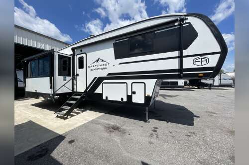 2025 East To West BLACKTHORN 3100RL in orange park FL