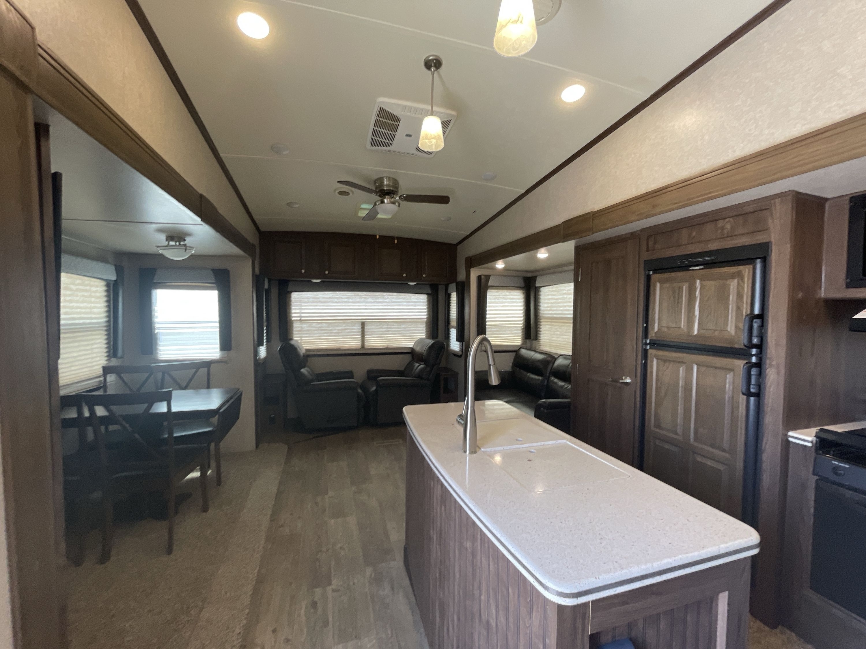 2018 Forest River ROCKWOOD SIGNATURE ULTRA LITE 8289WS in breaux bridge LA