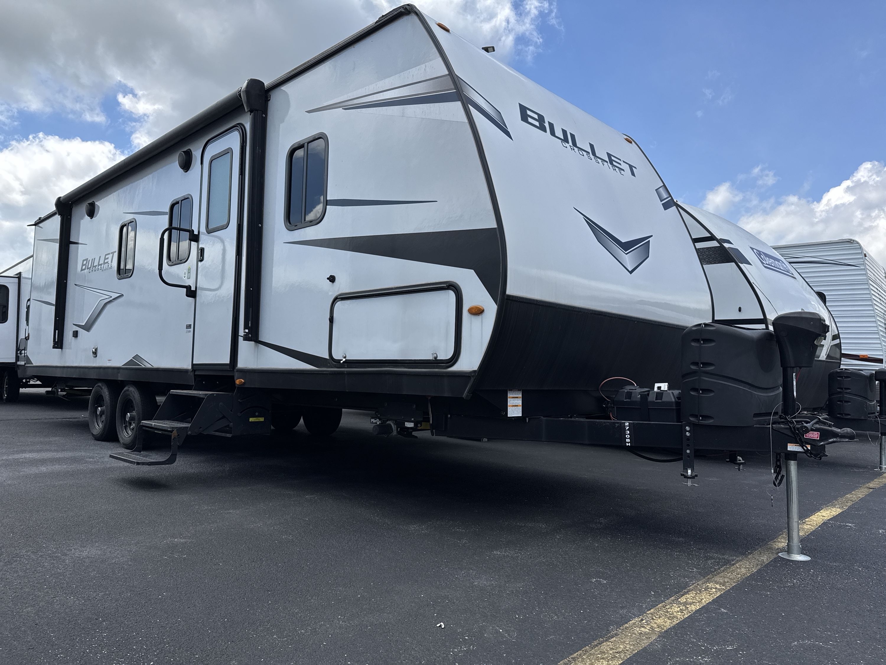 2023 Keystone BULLET CROSSFIRE 2730BH in churchville NY