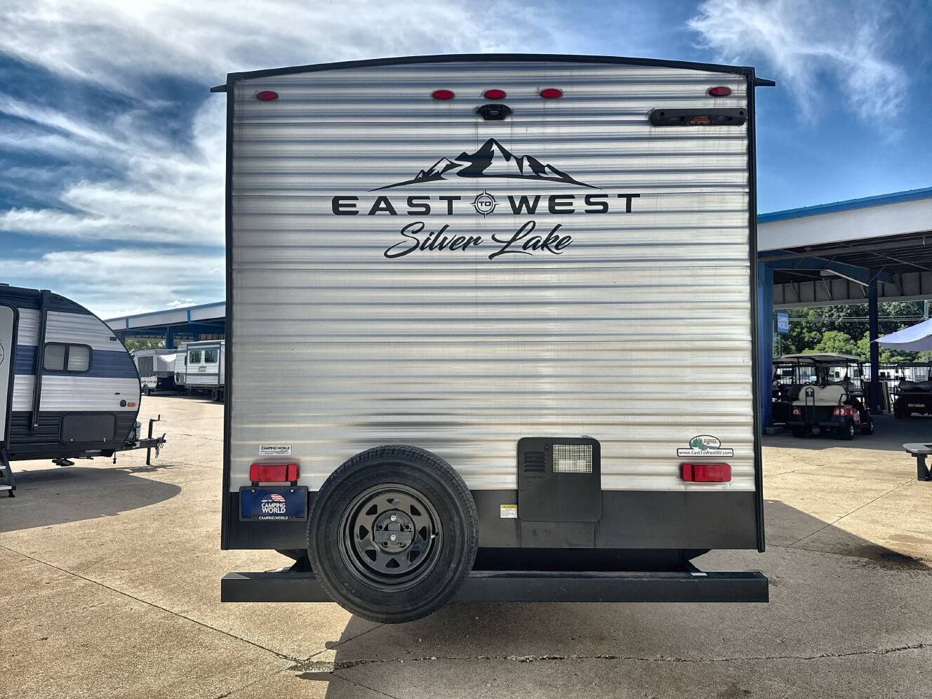 A photo of this 2022 East To West SILVER LAKE 29KBH