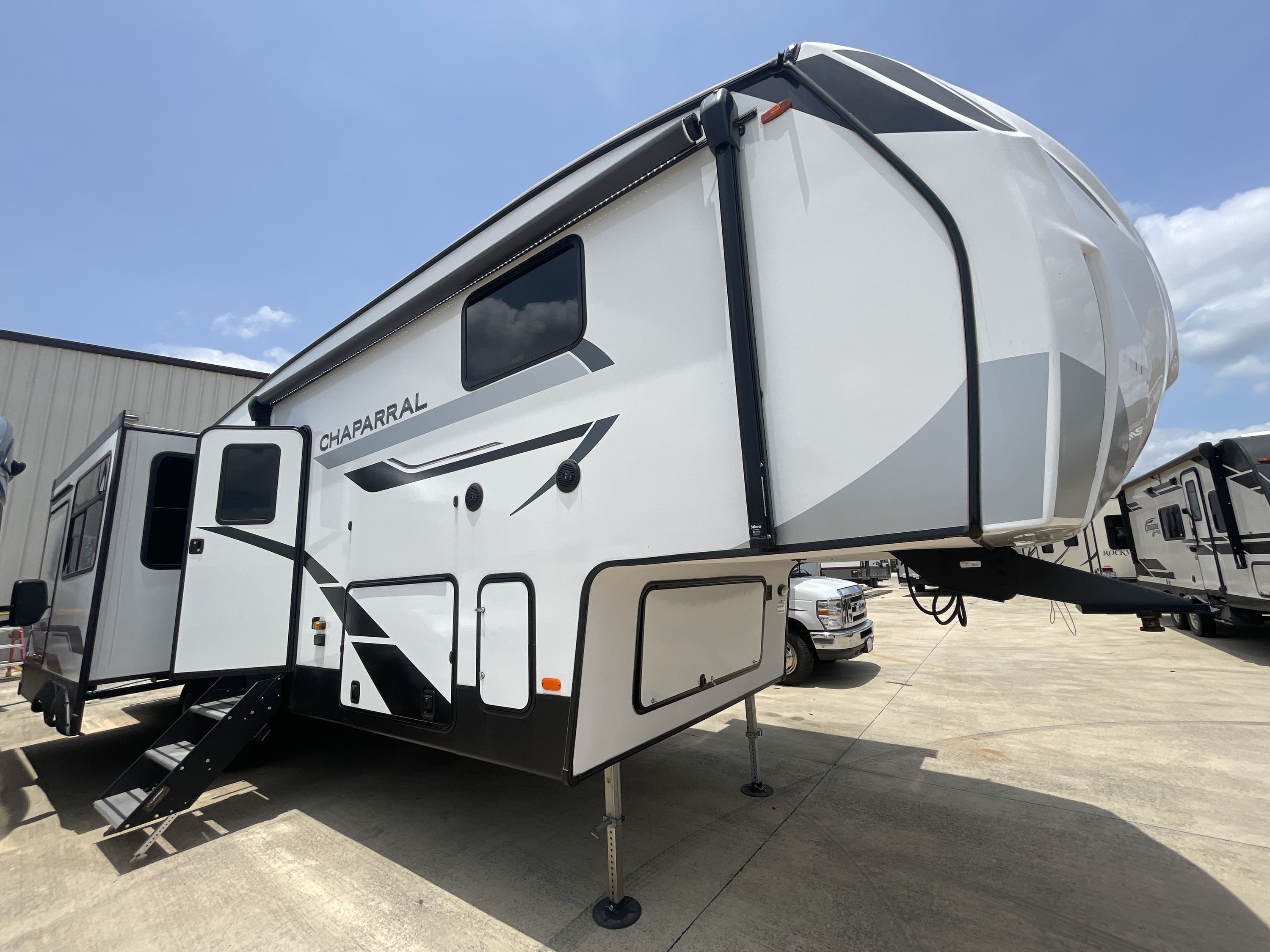 2024 Coachmen CHAPARRAL 298RLS in new braunfels TX